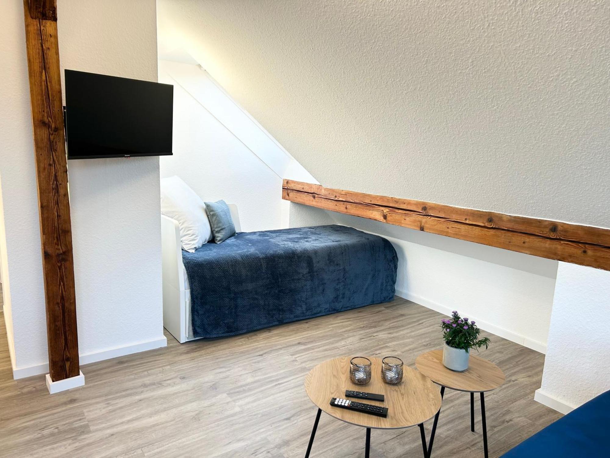 Lgh-Moderne, Ruhige Wohnung, Naehe Zum Flughafen Und Autobahn, 24H-Self-Check-In, Vollausgestattet, Disneyplus, Waschmaschine Langenhagen  Dış mekan fotoğraf