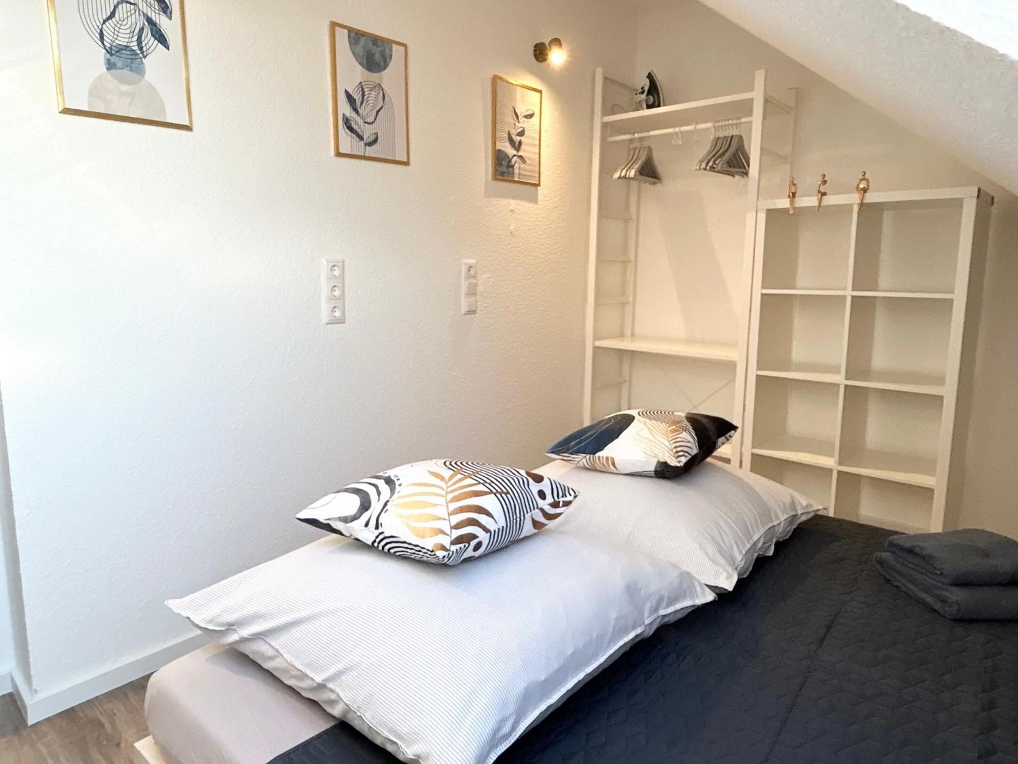 Lgh-Moderne, Ruhige Wohnung, Naehe Zum Flughafen Und Autobahn, 24H-Self-Check-In, Vollausgestattet, Disneyplus, Waschmaschine Langenhagen  Dış mekan fotoğraf