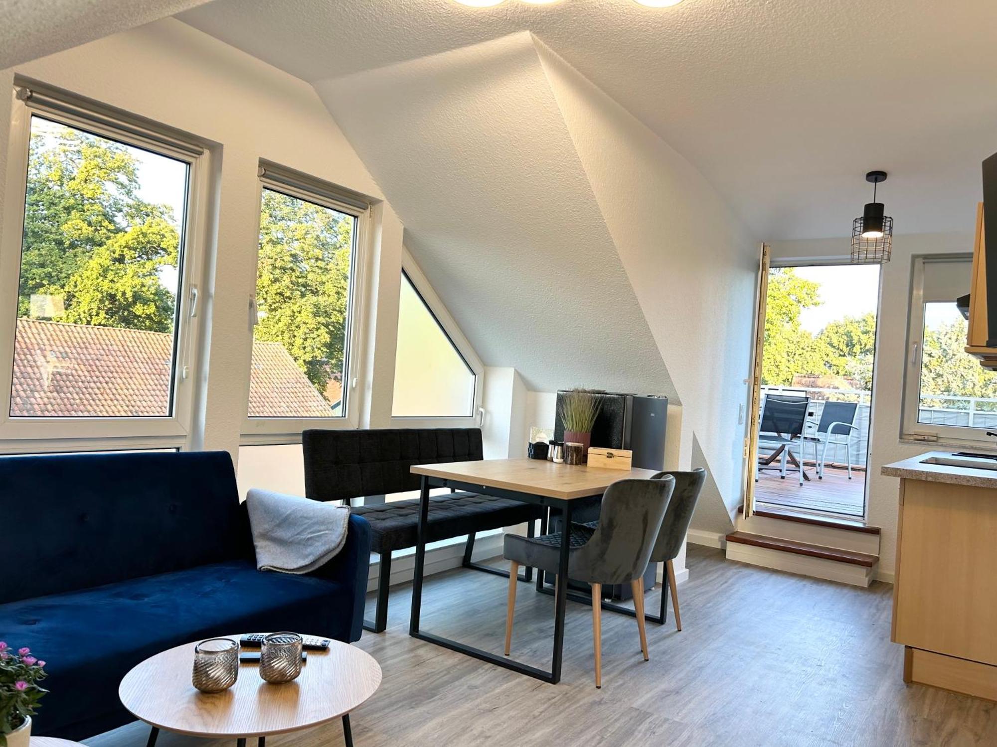 Lgh-Moderne, Ruhige Wohnung, Naehe Zum Flughafen Und Autobahn, 24H-Self-Check-In, Vollausgestattet, Disneyplus, Waschmaschine Langenhagen  Dış mekan fotoğraf